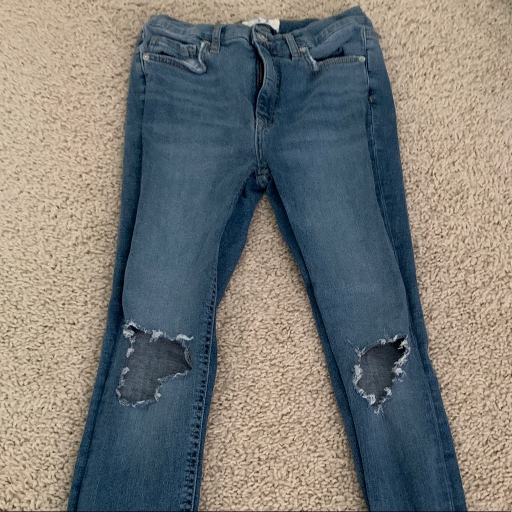 Free People Ripped Knee Jeans - size 27